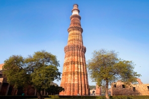 Qutub Minar Monument Picture