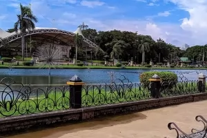 Part of the lake in Rizal (Luneta) Park.