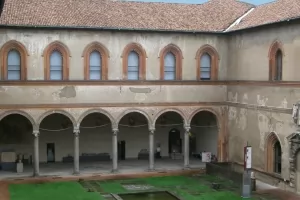 The Duke's courtyard within the Castello Sforzesco ramparts.