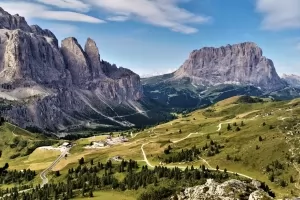 A spectacular view by the Sassolungo mountain in the Italian dolomites.