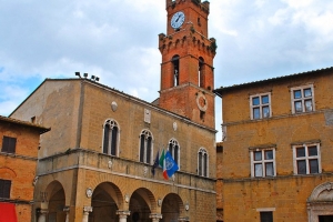 Piazza Pio II