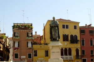 Paolo Sarpi Statue Picture