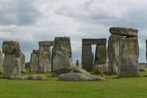 Stonehenge Panorama thumbnail